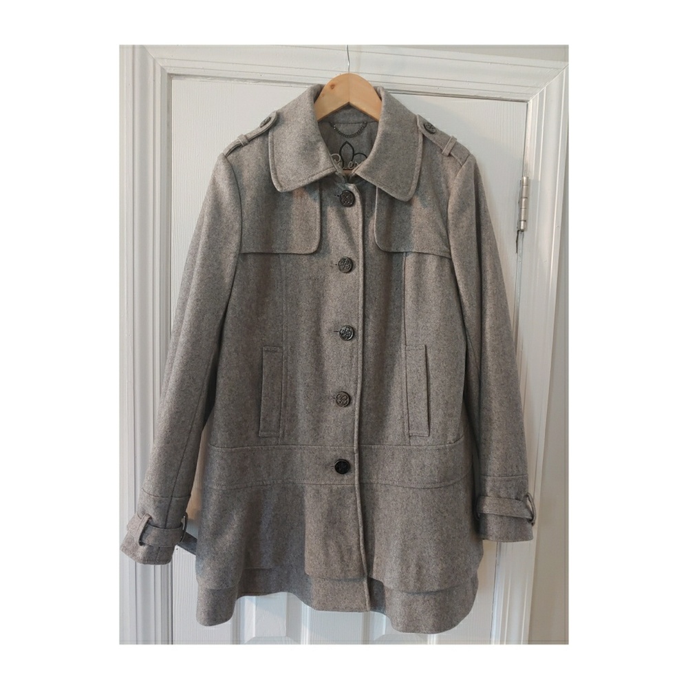 Guess 💕 Ruffle bottom Wool Coat